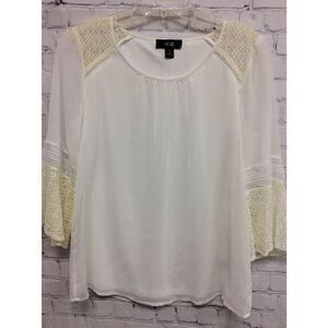 ABG Women's Cream White Bell Sleeves Blouse Lace lined Small